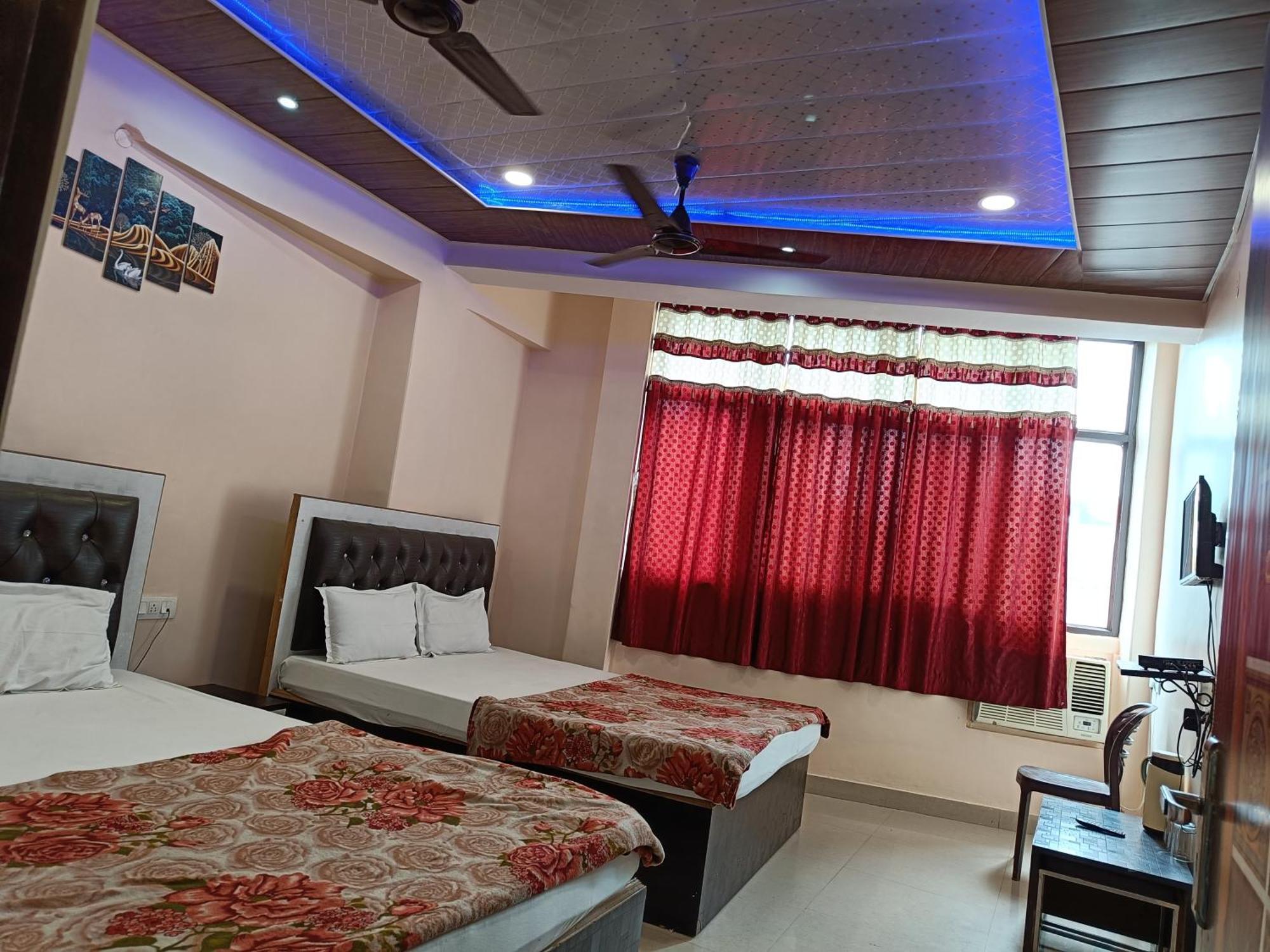 Pragya International Hotell Varanasi Eksteriør bilde